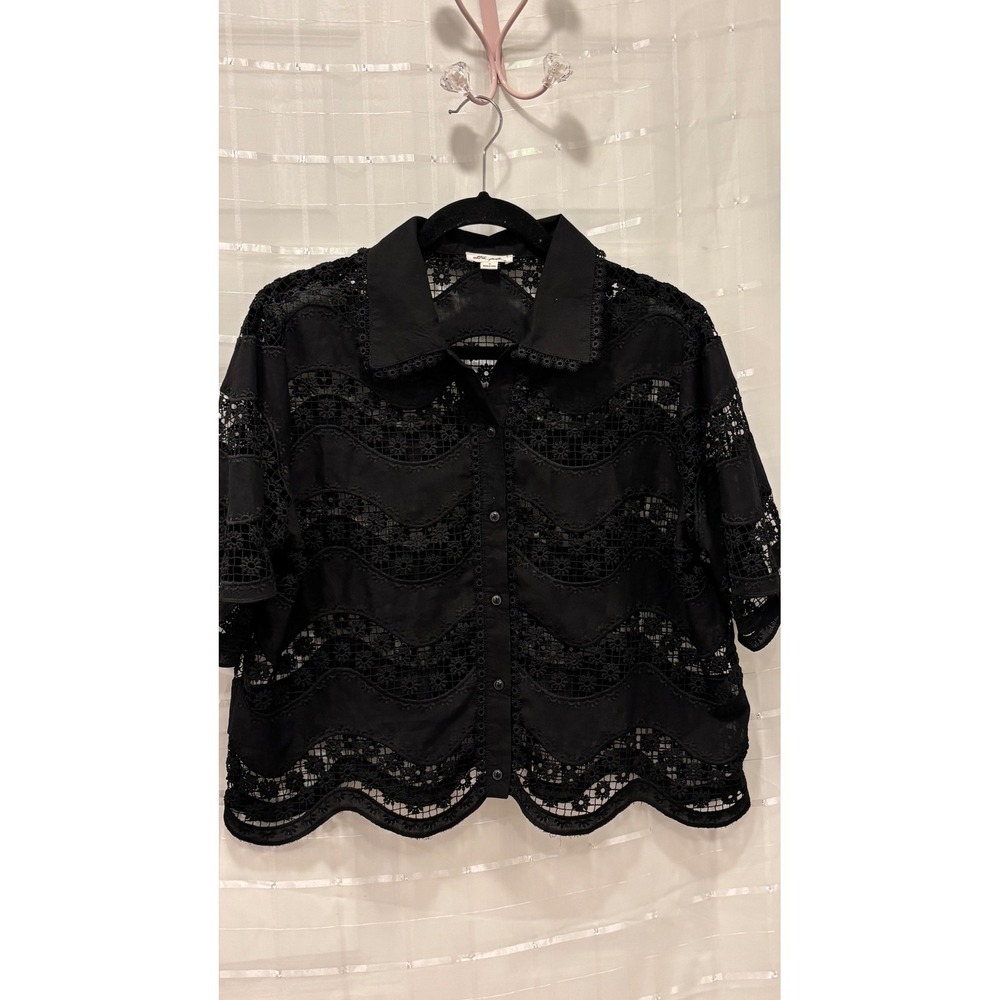 Ultra Pink Black Eyelet Lace Button Down Shirt Short Sleeve Scalloped Hem Medium